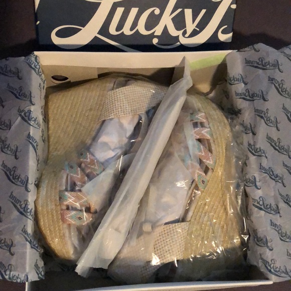 NEW LUCKY BRAND WEDGE SANDAL SIZE 8 - Picture 8 of 9